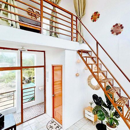 The Lavana Villa Del Matabungkay By Reddoorz Lian Exteriör bild